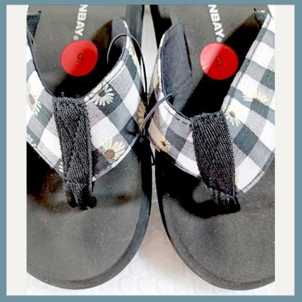 ☀️ Unionbay Sunflower Thong Sandals – Size 6 ☀️ - Picture 4 of 8